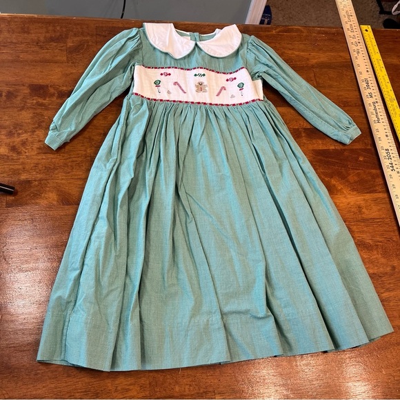 Vintage Strasburg green plaid Christmas smocked long sleeve dress lined size 6